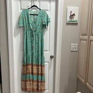 Floral Maxi Dress with Ruffle Sleeves